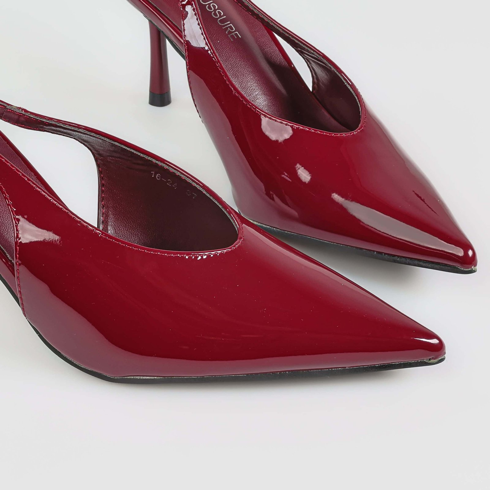 Ocre – Escarpins Femmes en Bordeau.