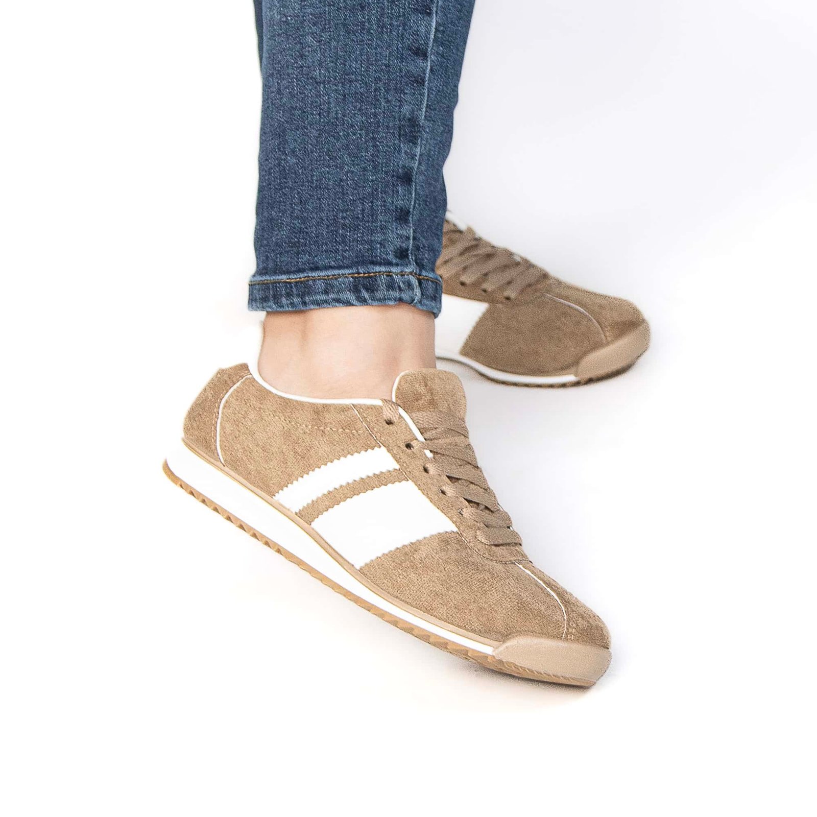 FELLA – Baskets Femmes en Kaki.