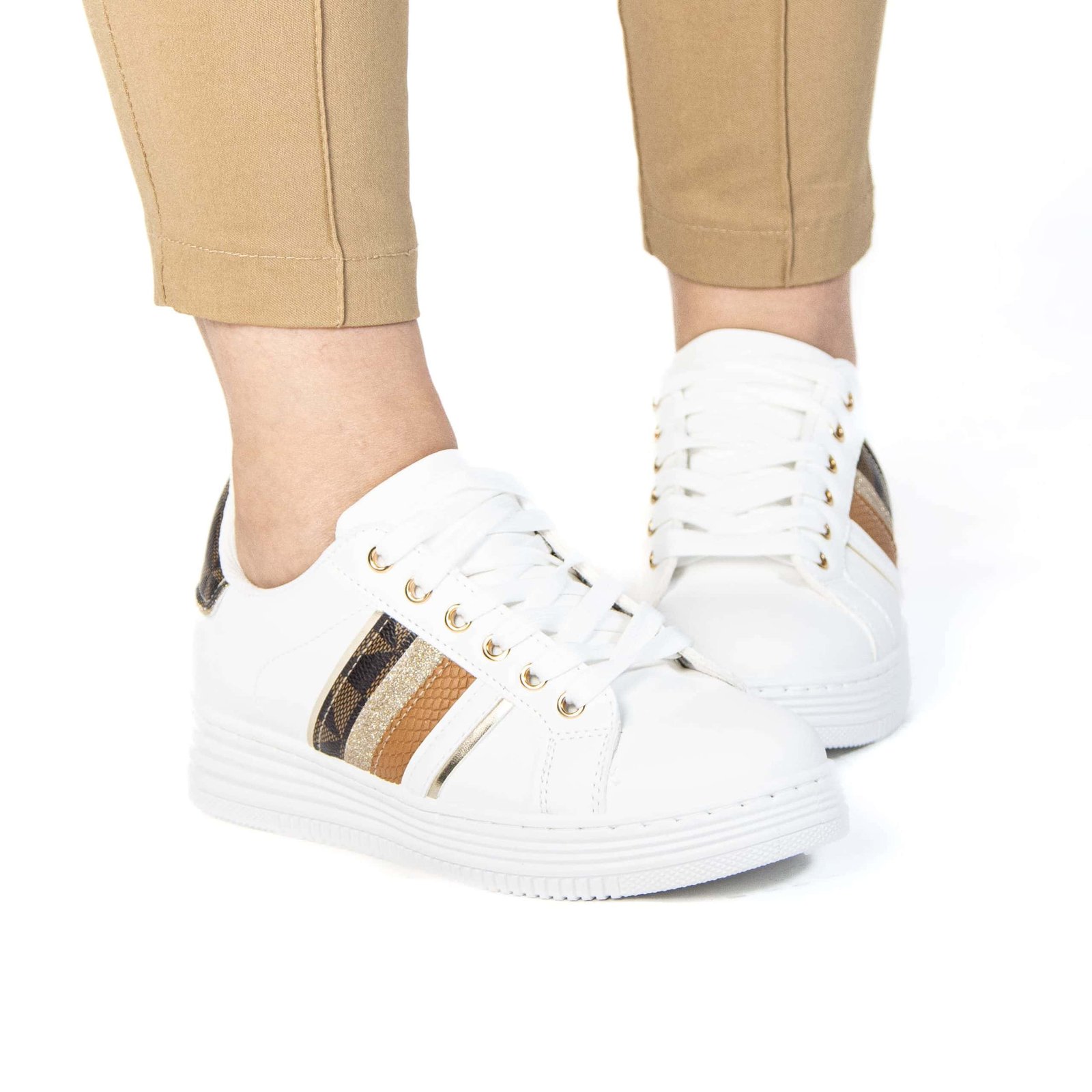 LILA – Baskets Femmes en Marron.