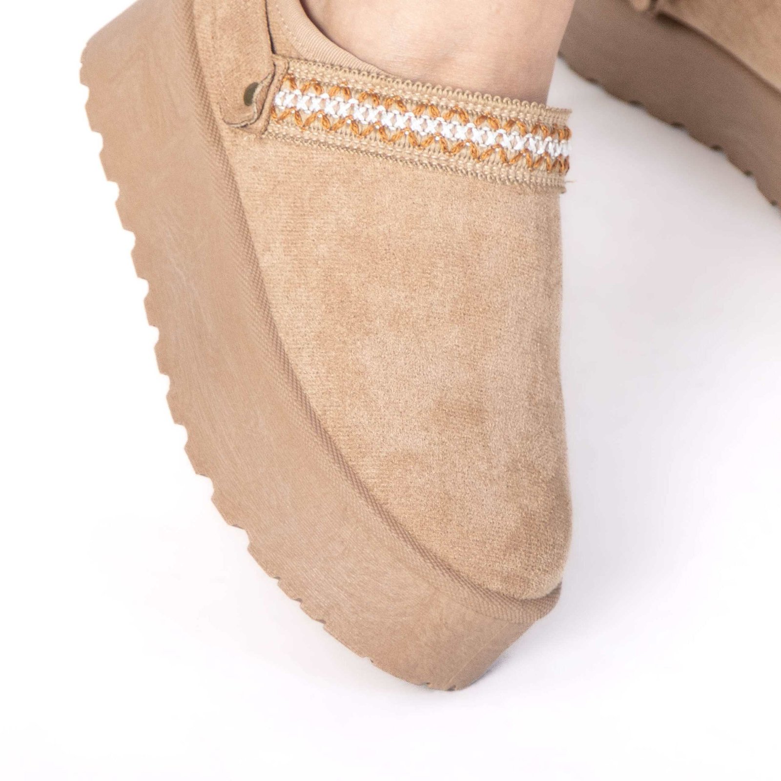 Shaggy – Chaussons à plateforme en Kaki.