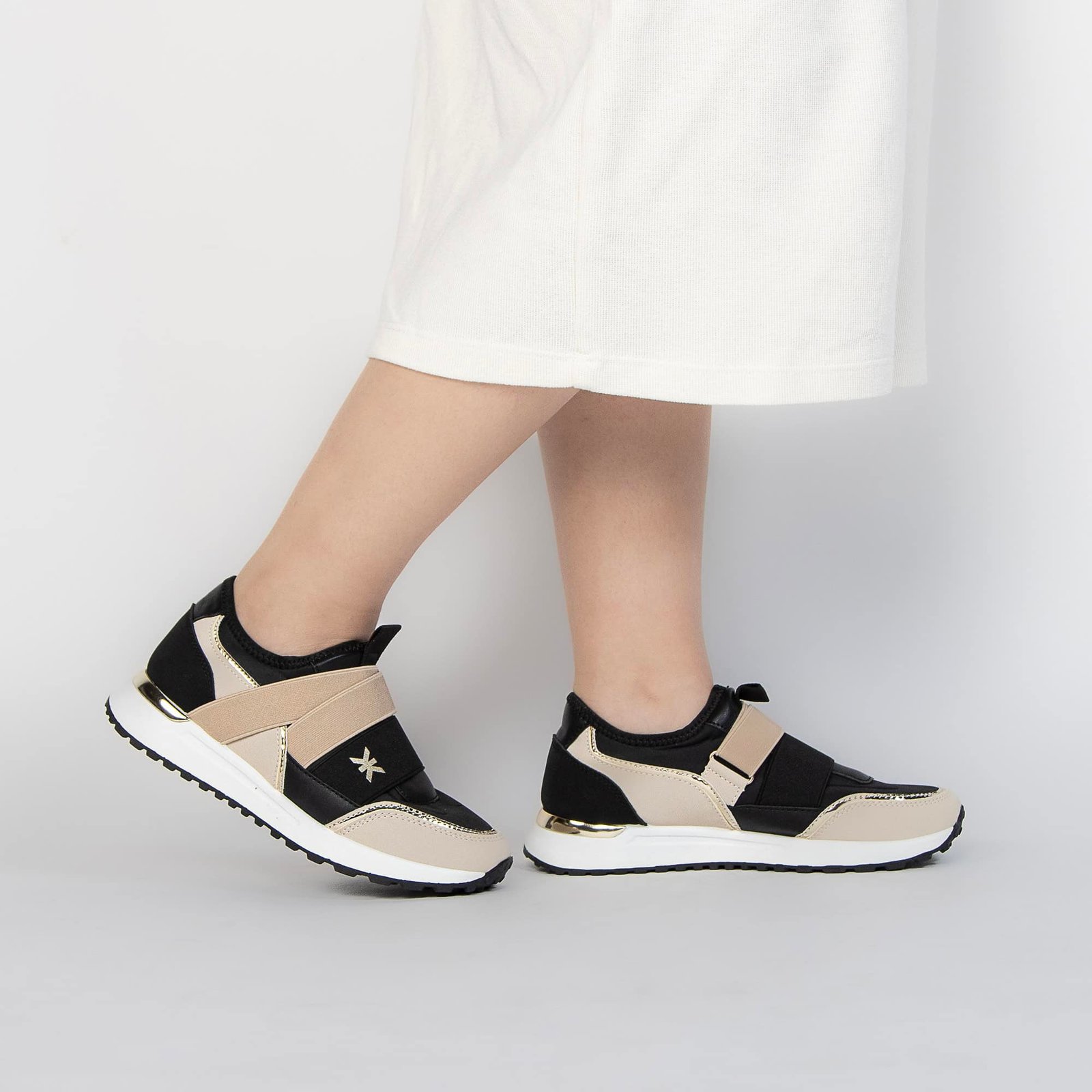 Melvine - Baskets Femmes en Beige.