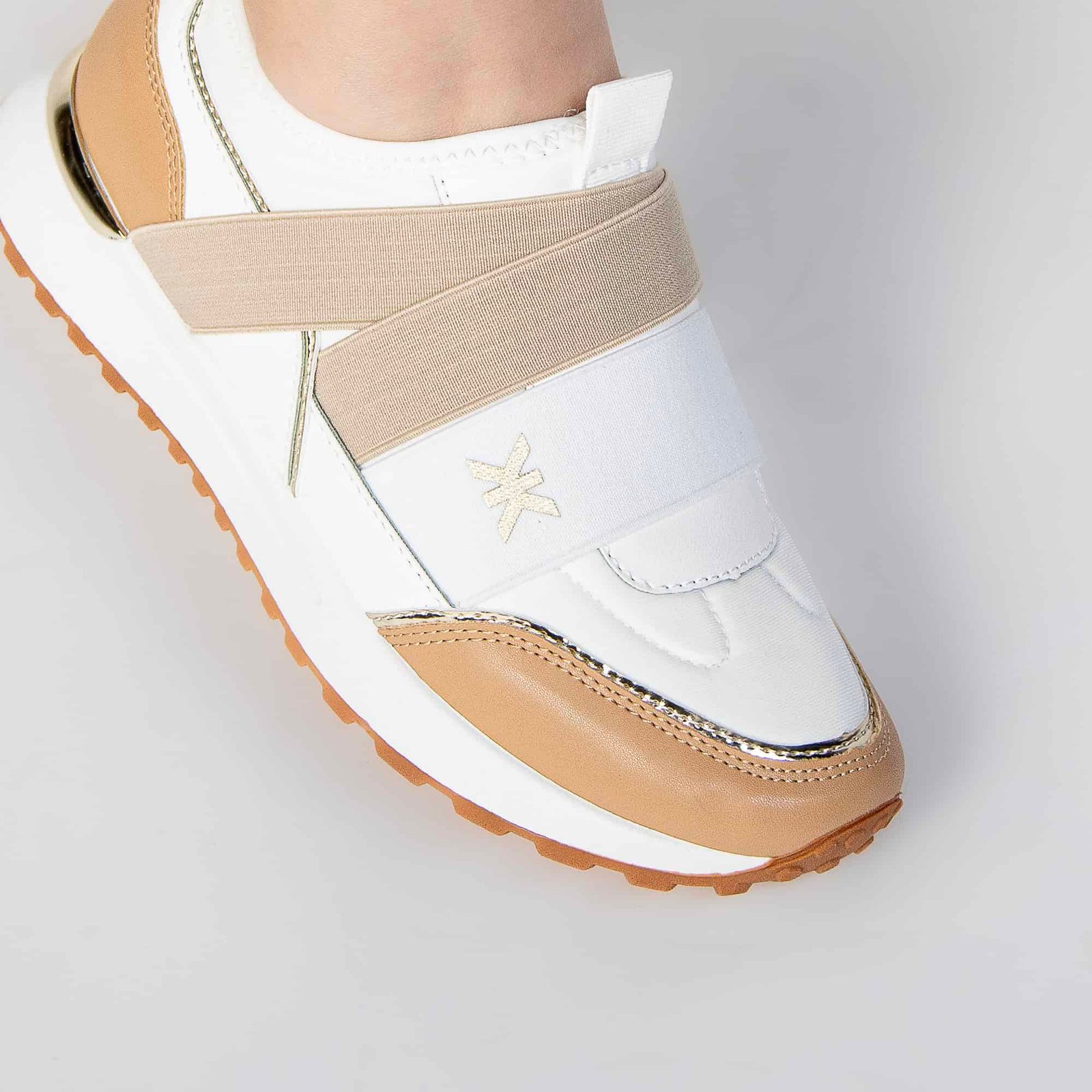 Melvine - Baskets Femmes en Kaki.