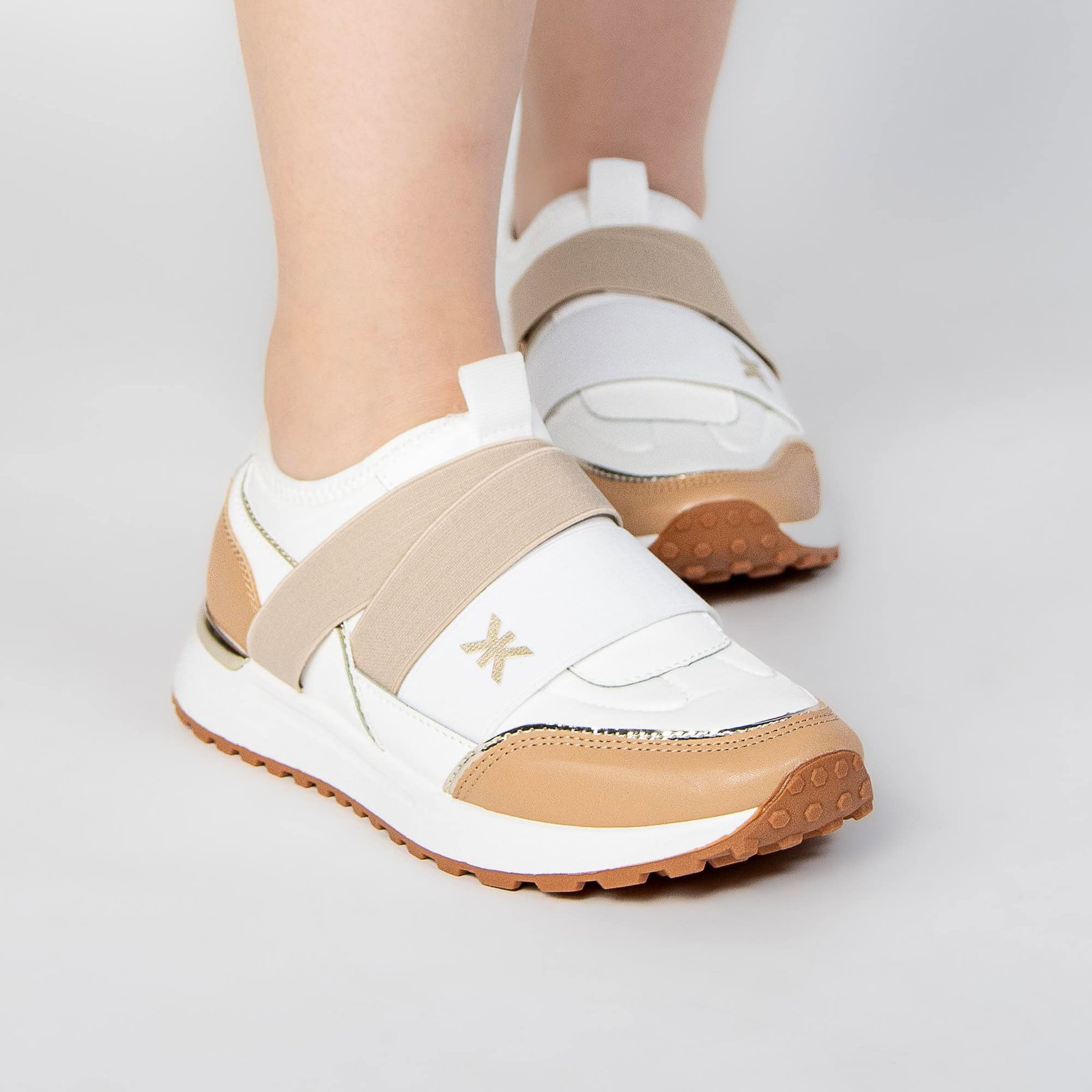 Melvine - Baskets Femmes en Kaki.
