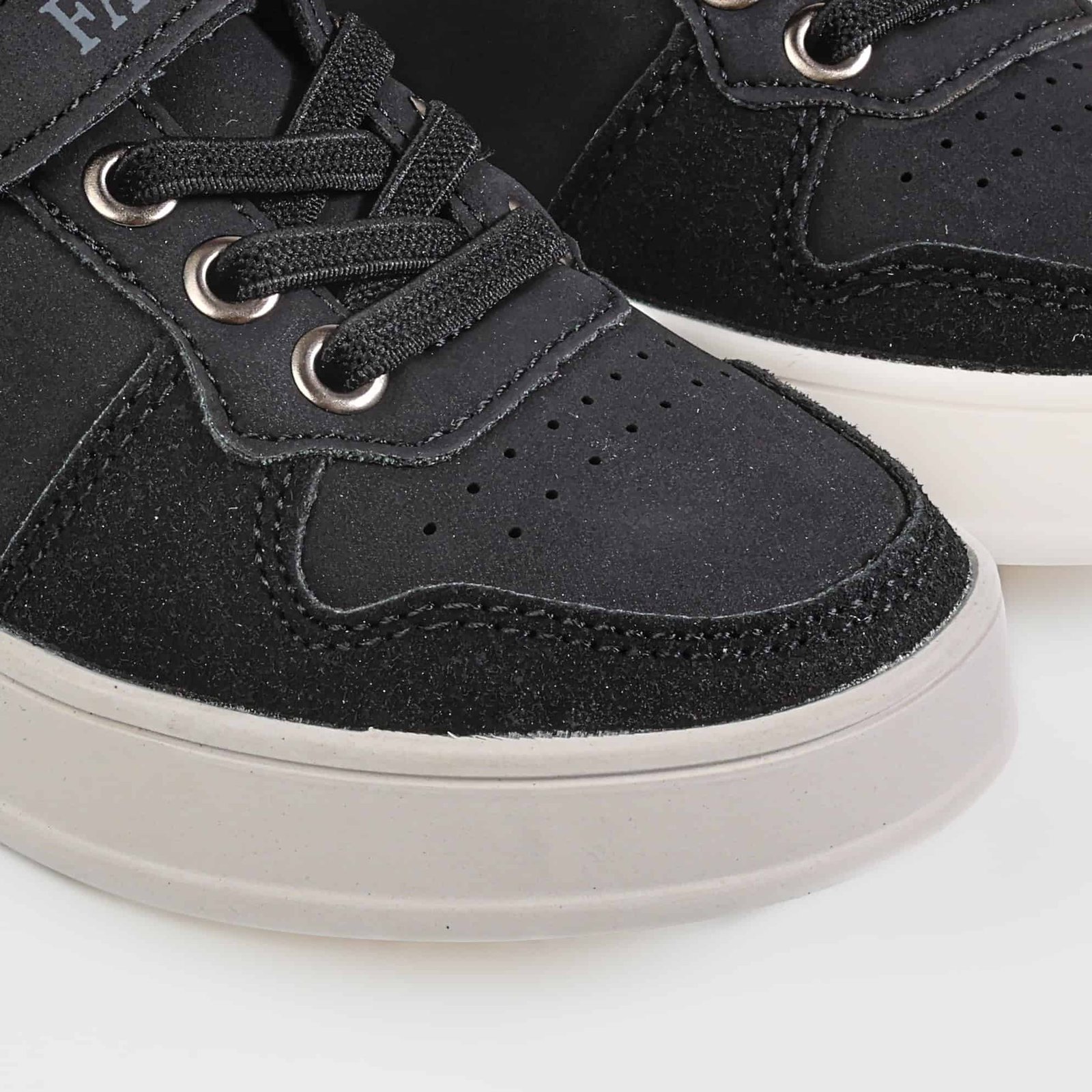 Nael – Baskets Enfants en Noir.