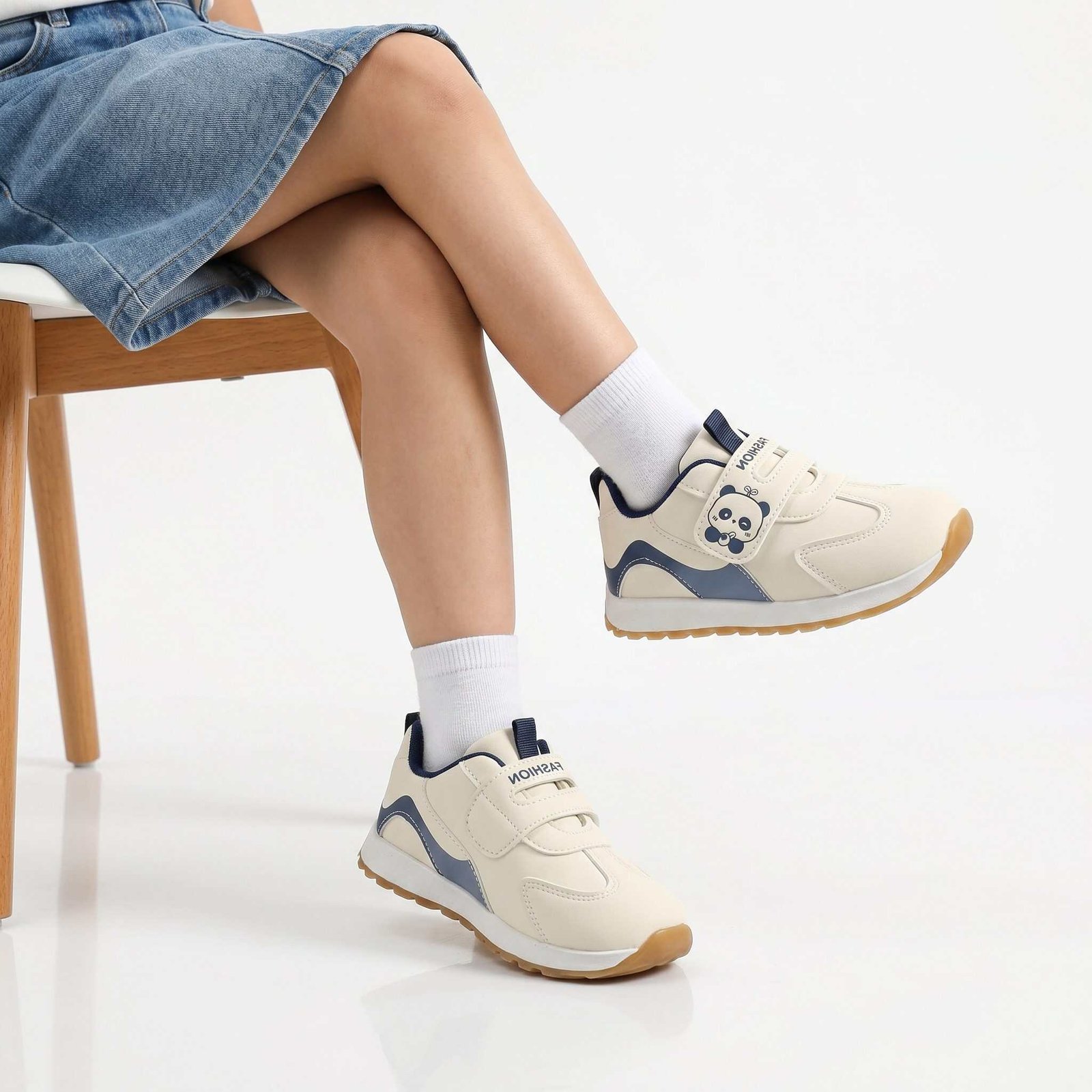 Zell – Baskets Enfants en Bleu.