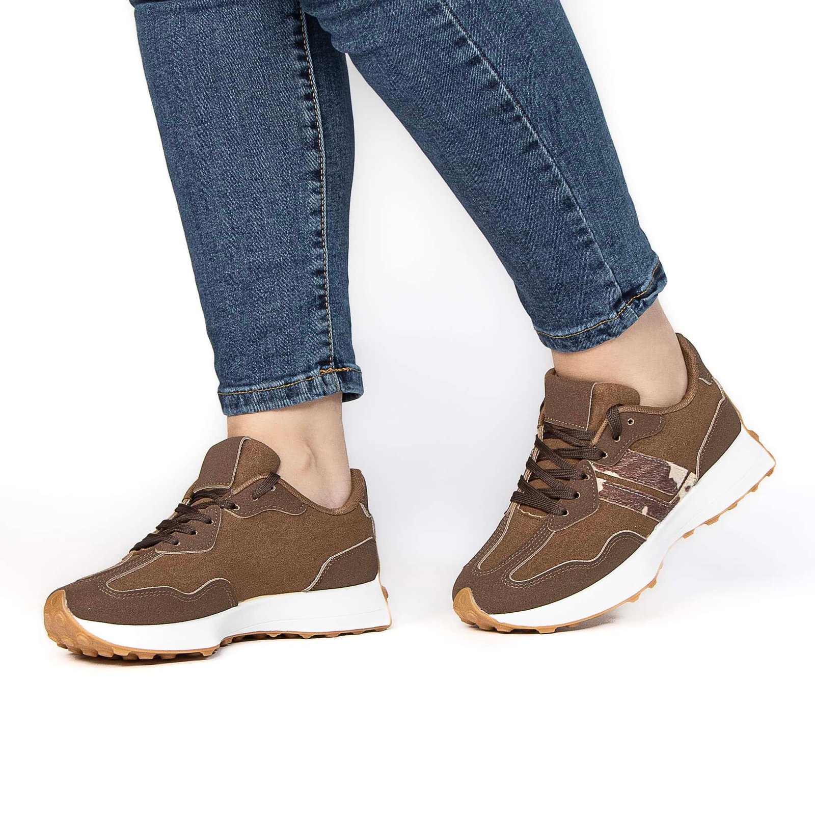 OZEL – Baskets femmes en Marron.