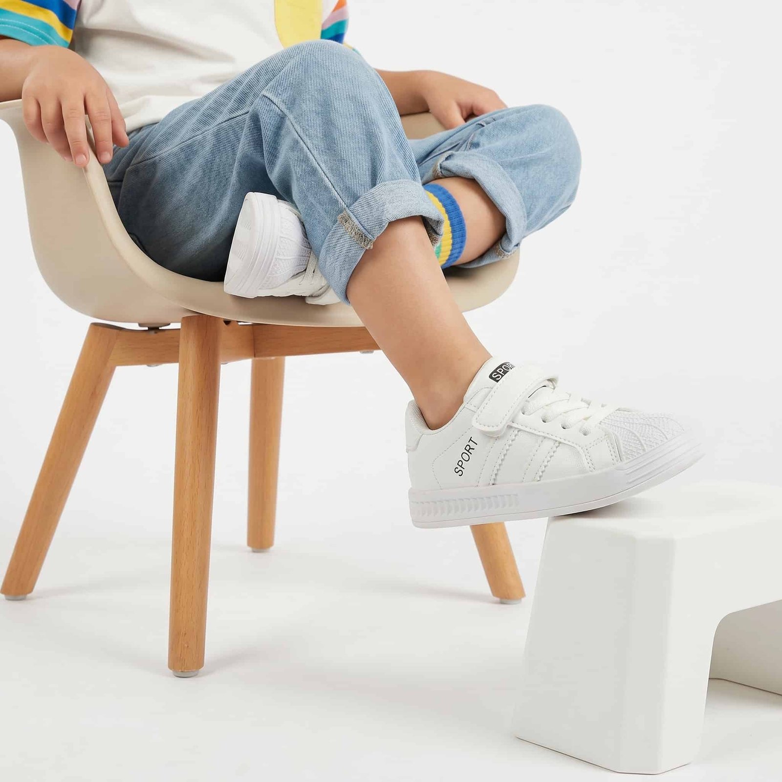 Samy – Baskets Enfants en Blanc.