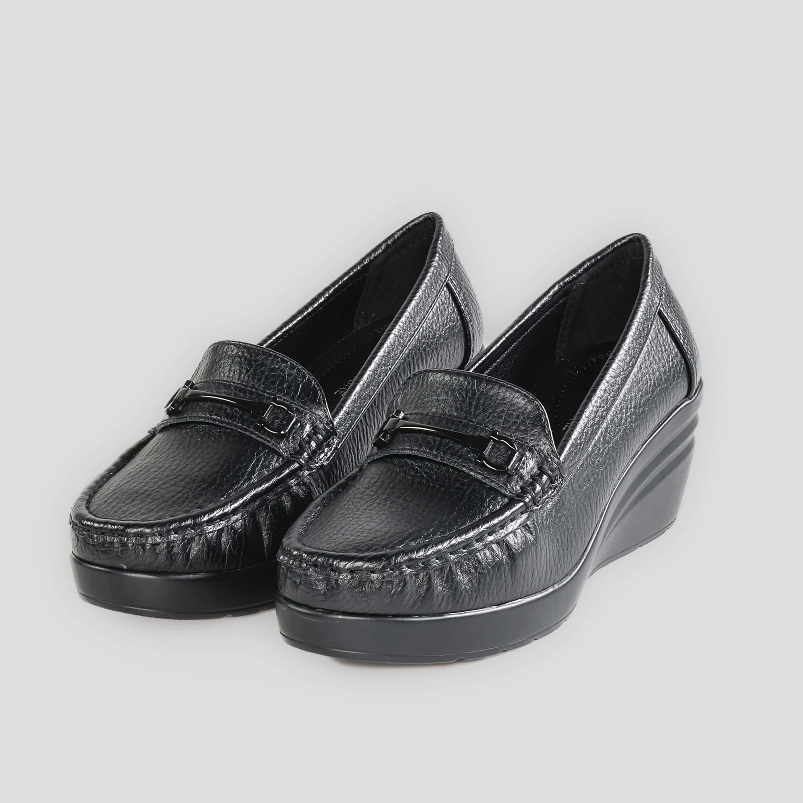 Nova – Mocassins compensées en Noir.