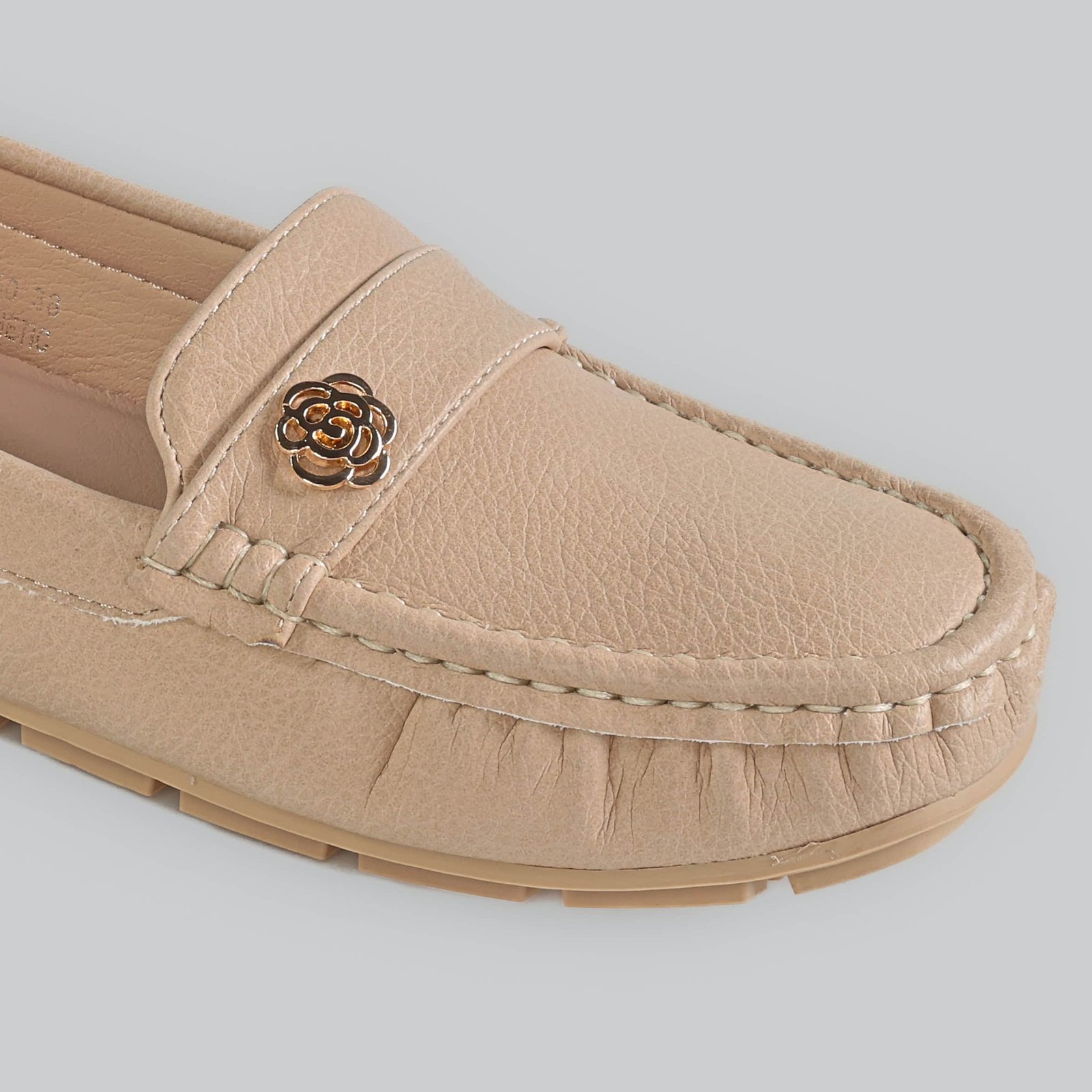 Flower – Mocassins Femmes en Beige.