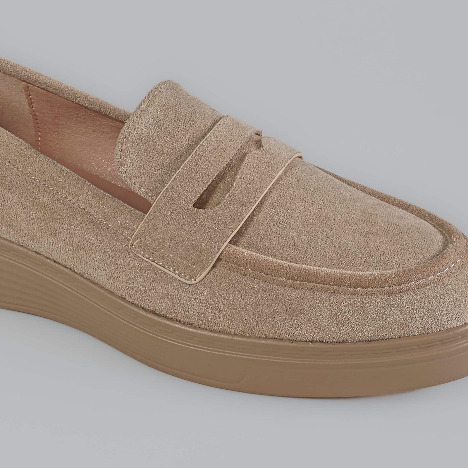Losy – Derbies Femmes en Beige.