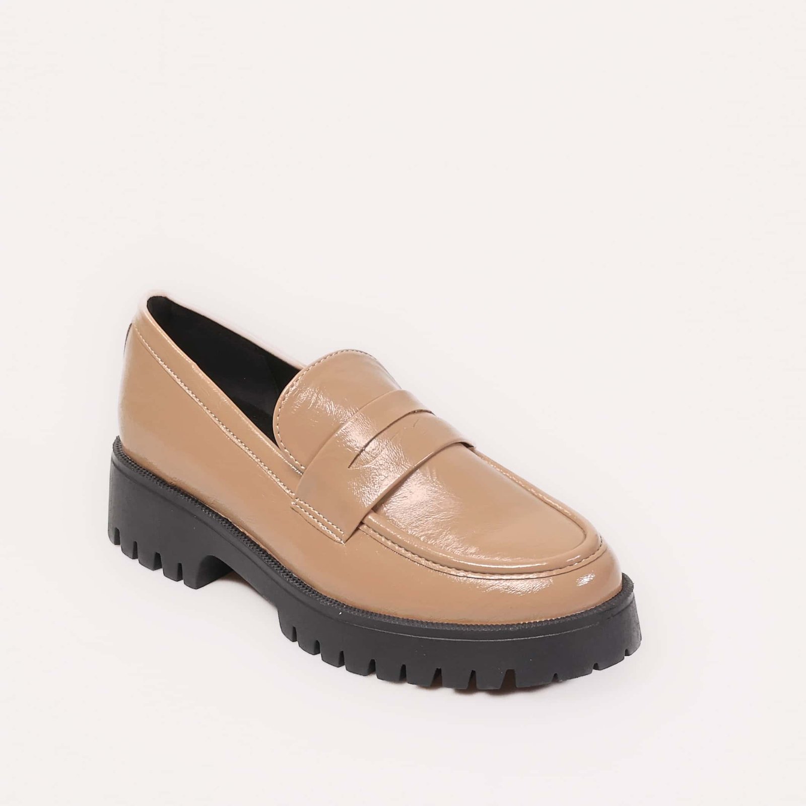 Valiny – Derbies Femmes en Kaki.