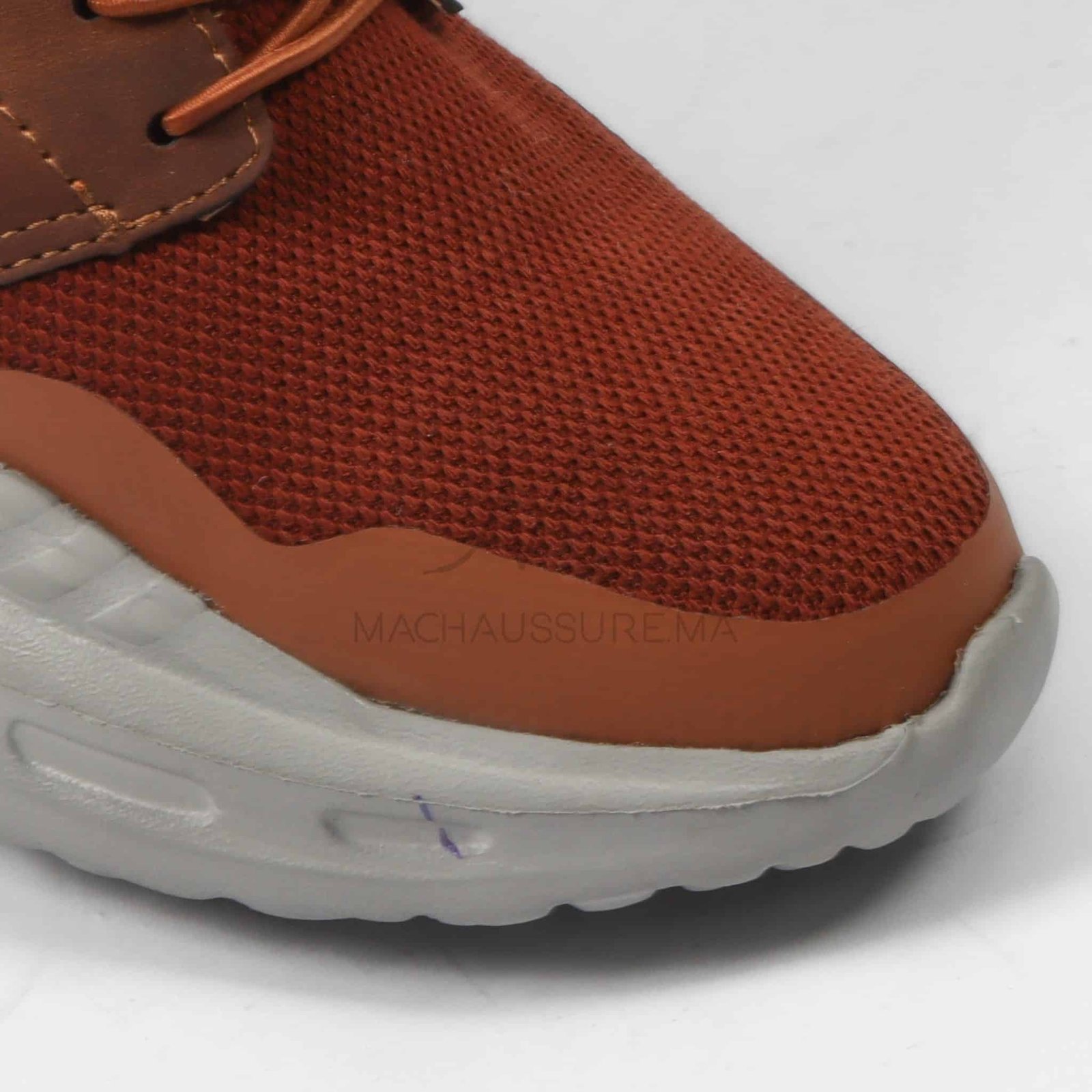 Apex - Baskets Hommes confortables en Marron.