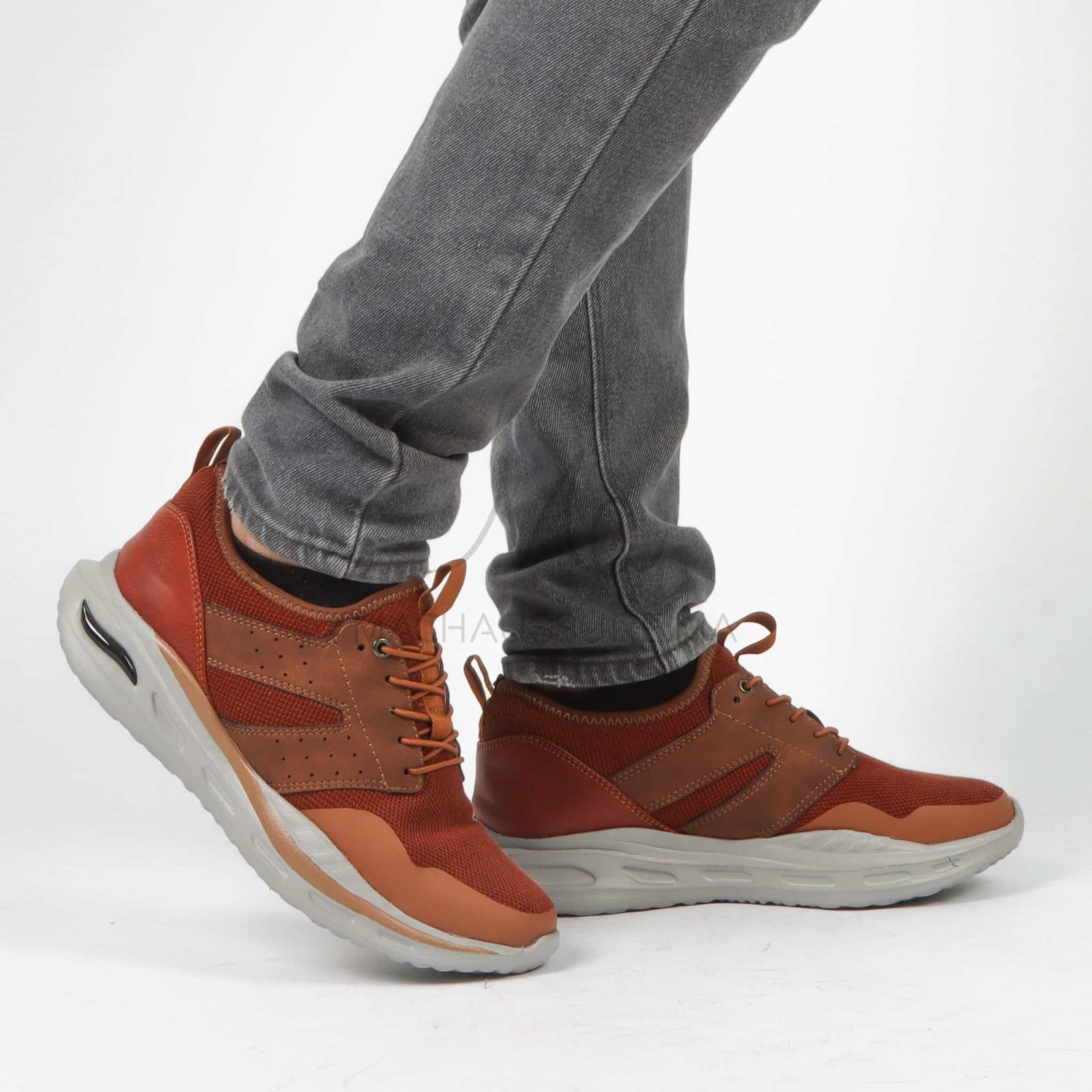 Apex - Baskets Hommes confortables en Marron.