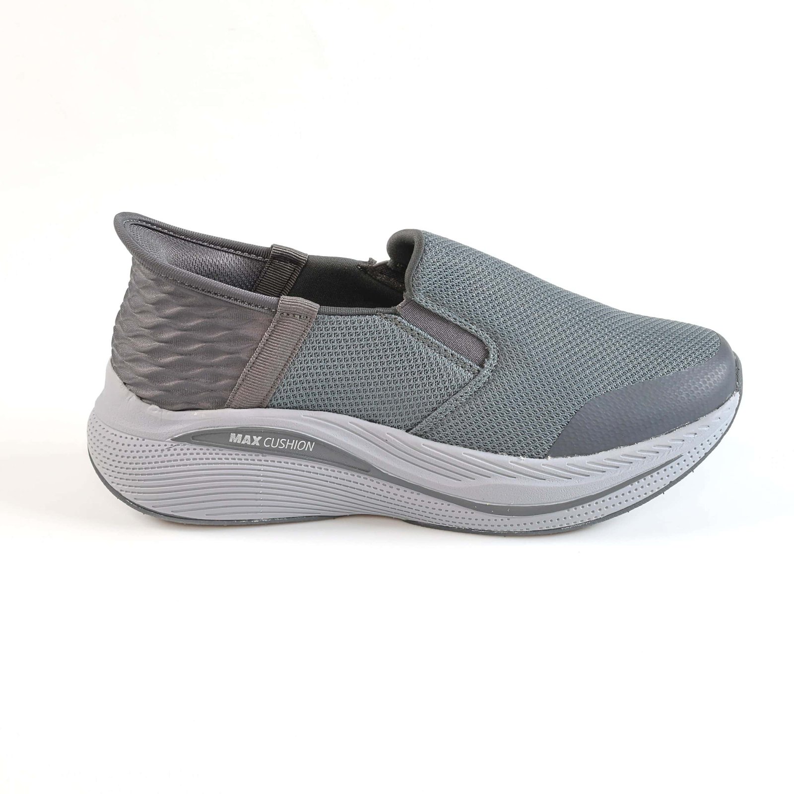Kylian – Baskets Femmes en Gris.