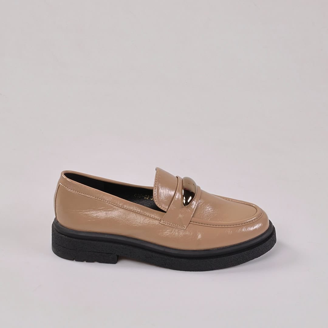 Fandy – Derbies Femmes en Kaki.