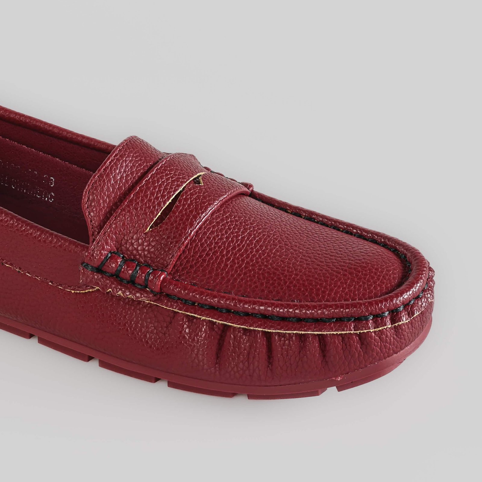 JASMINE – Mocassins Femmes en Bordeau.