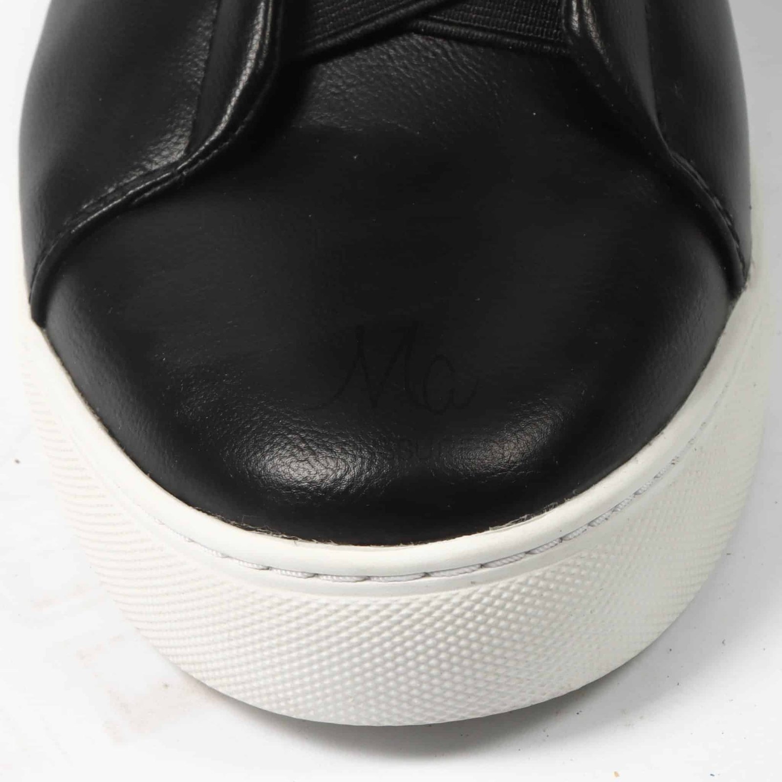 Quantum - Baskets Hommes en Cuir Noir.