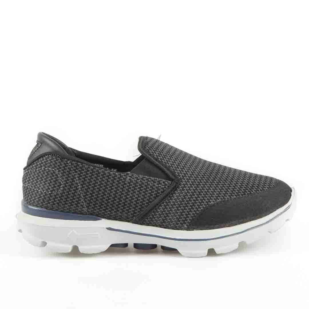 Chaussure légère respirante en Noir.