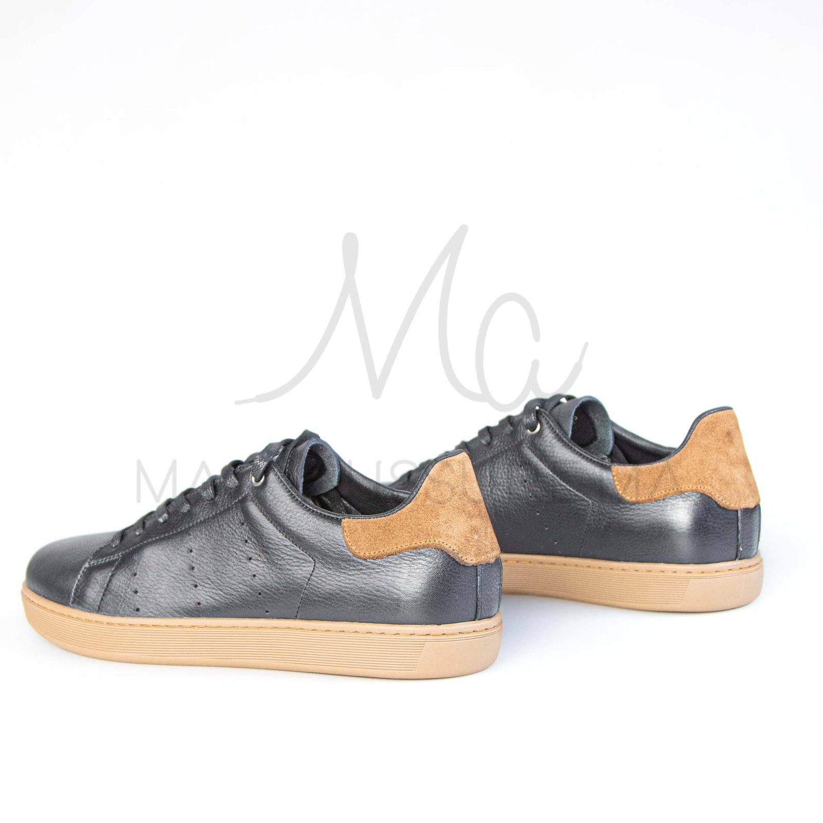 Magnat – Baskets hommes en cuir Noir.