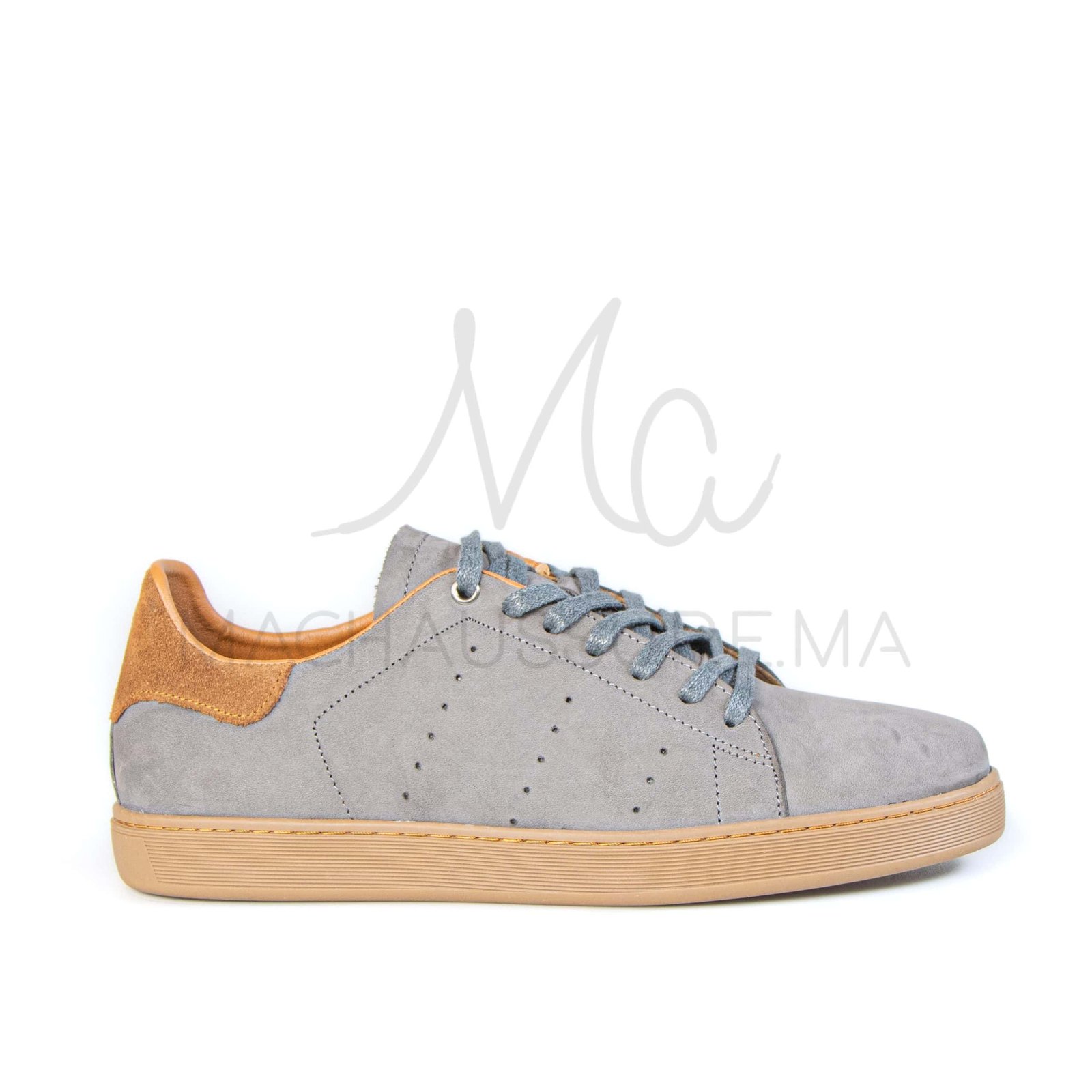 Magnat – Baskets hommes en Nubuck Gris.