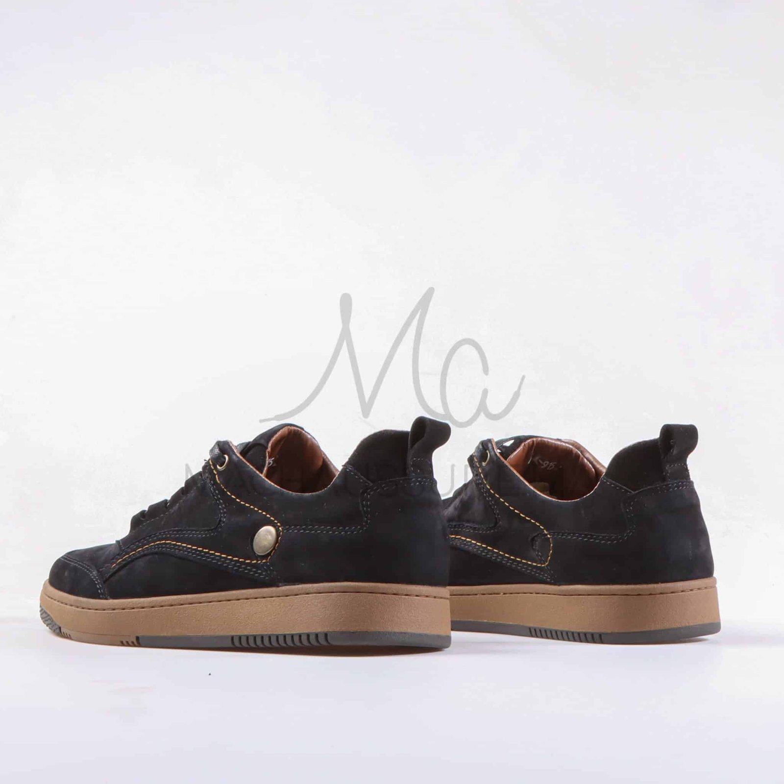 Oasis - Baskets confortables en Noir.