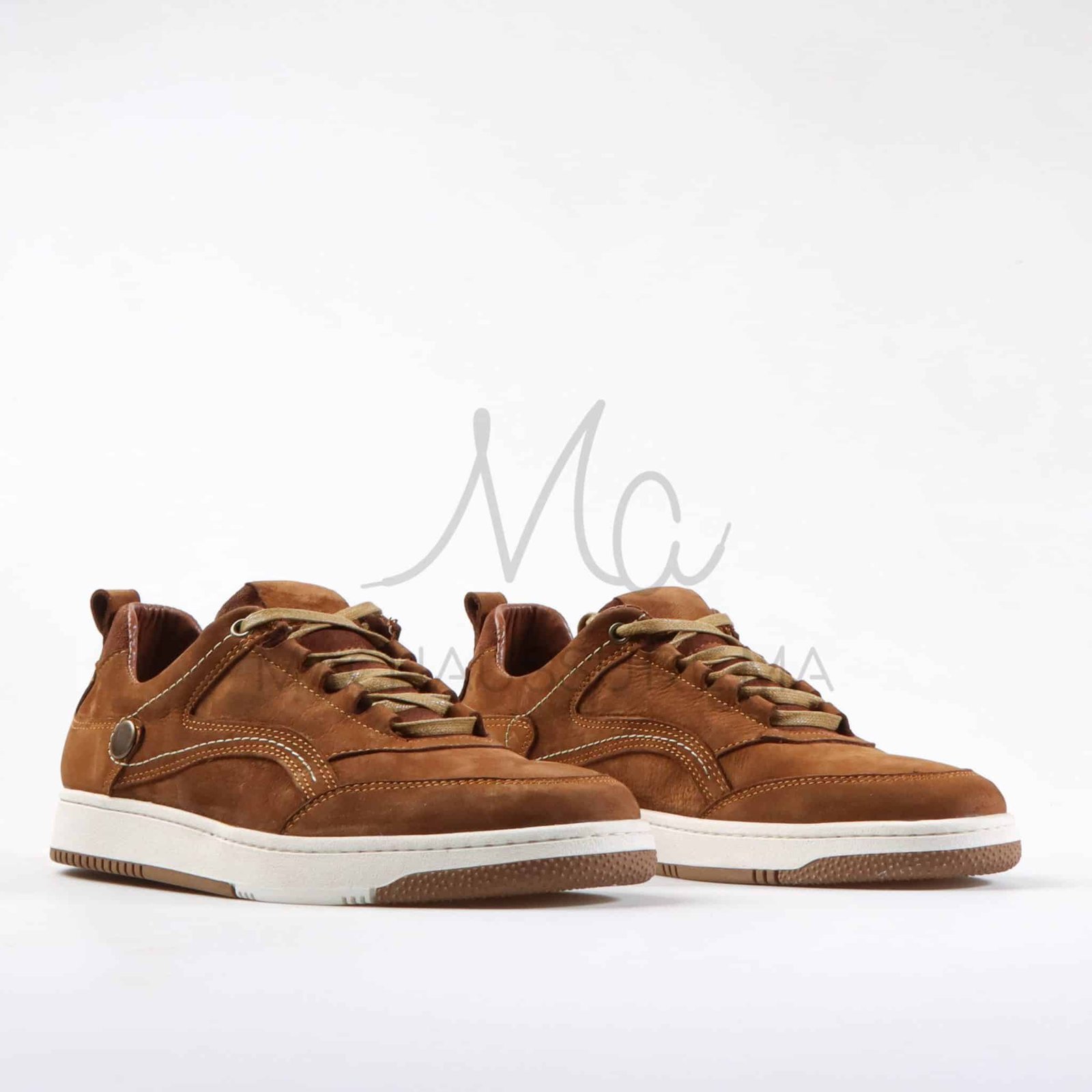 Oasis - Baskets confortables en Tabac.