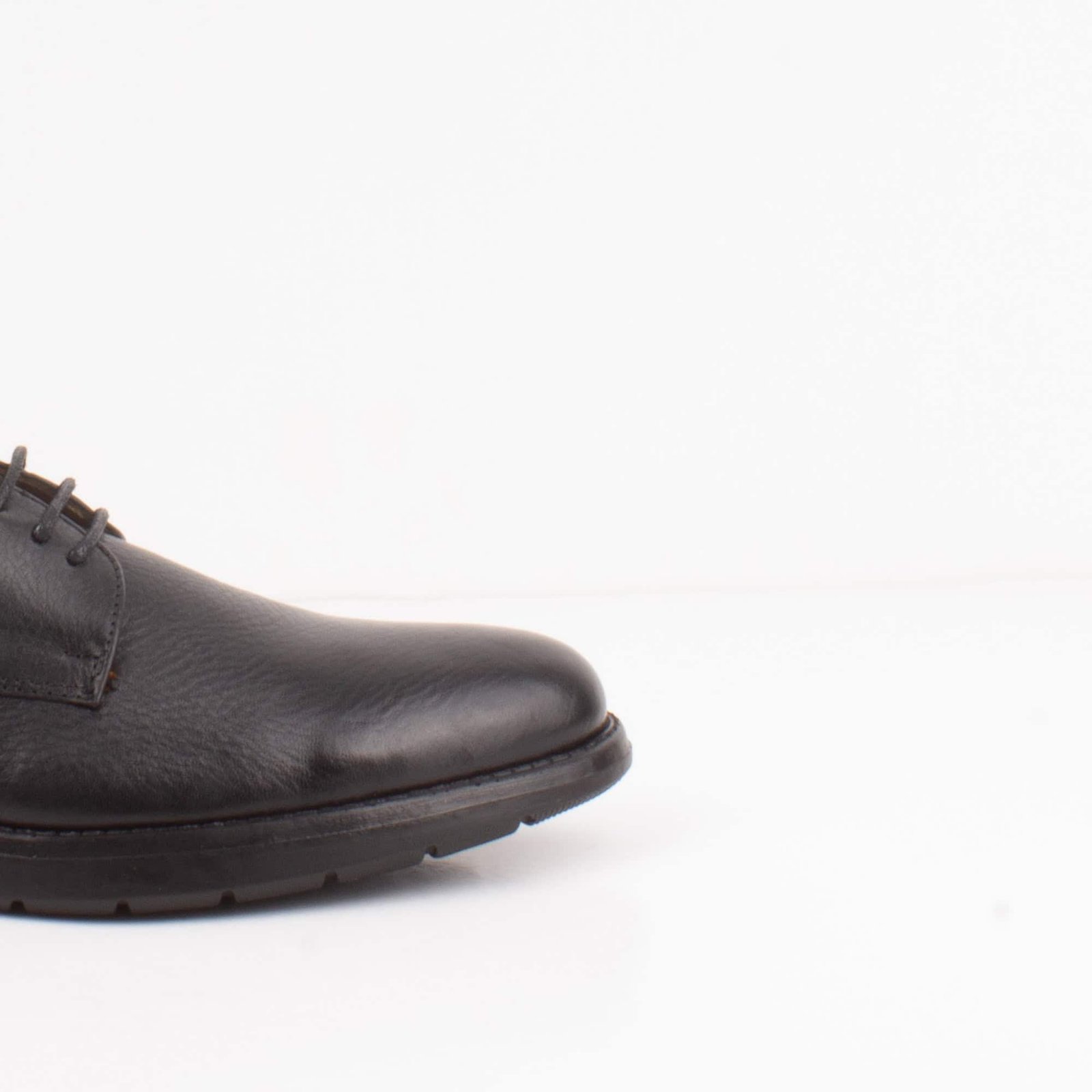 NOXWELL - Chaussures de ville en Noir.