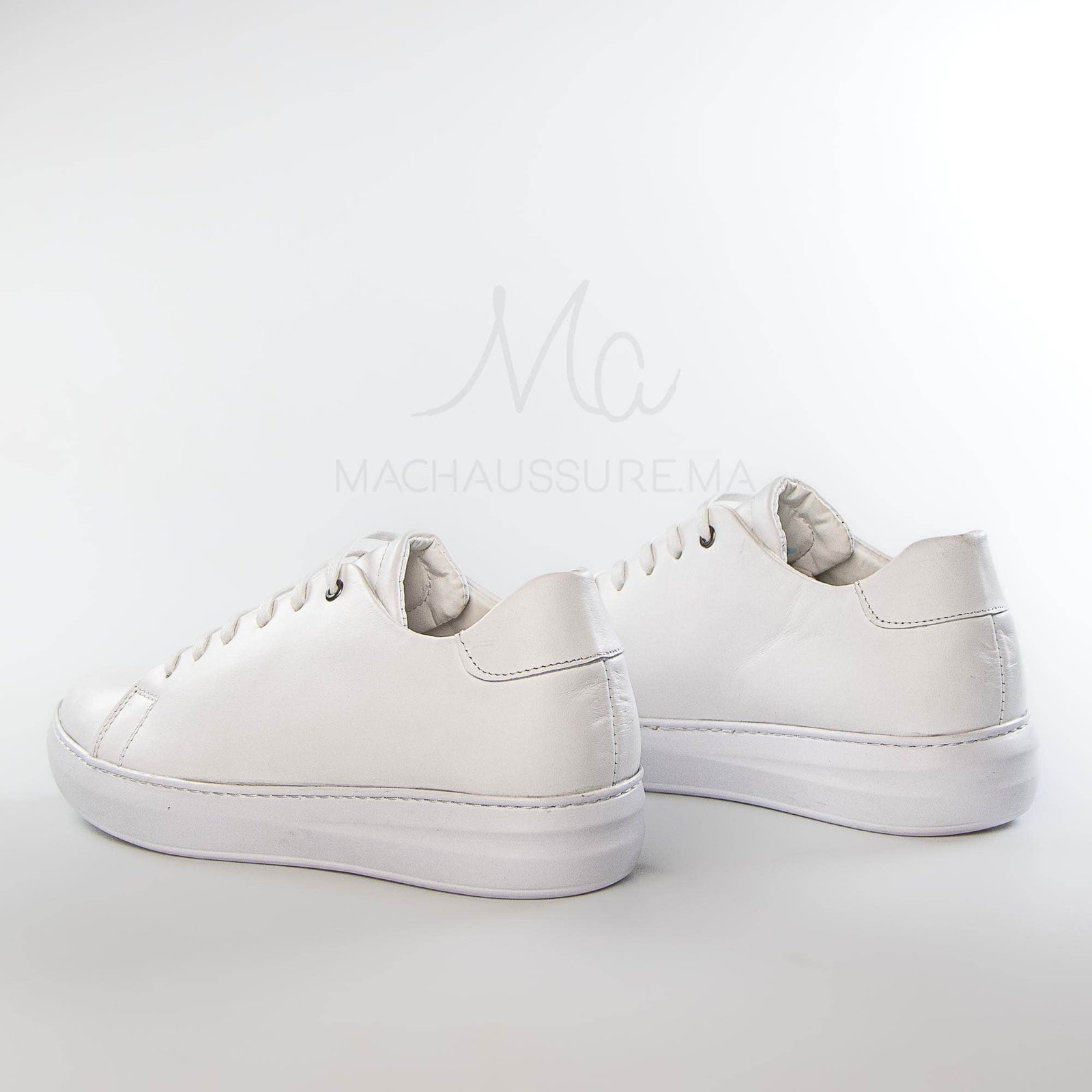 Velocity - Baskets confortables en Blanc.