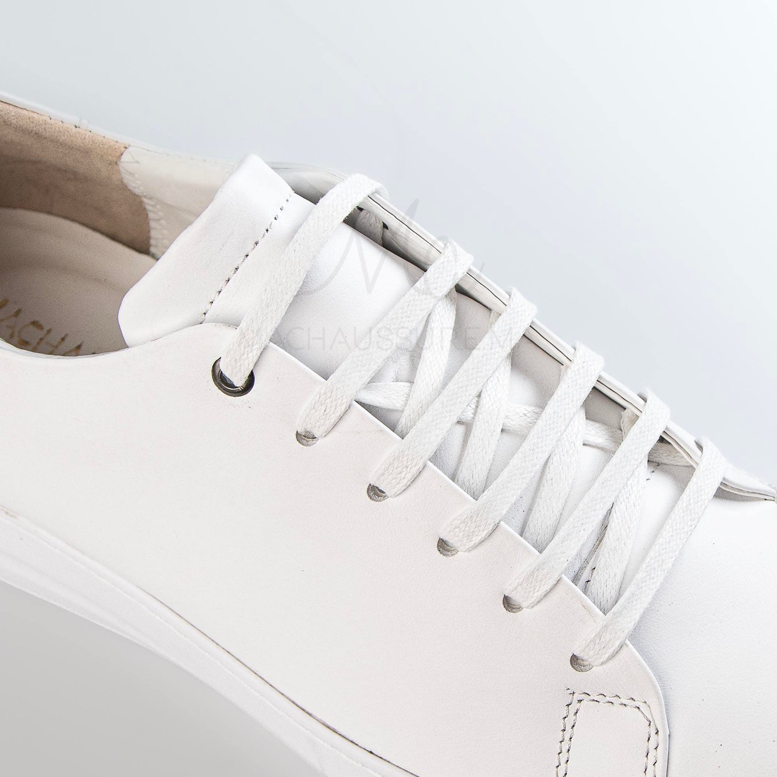 Velocity - Baskets confortables en Blanc.