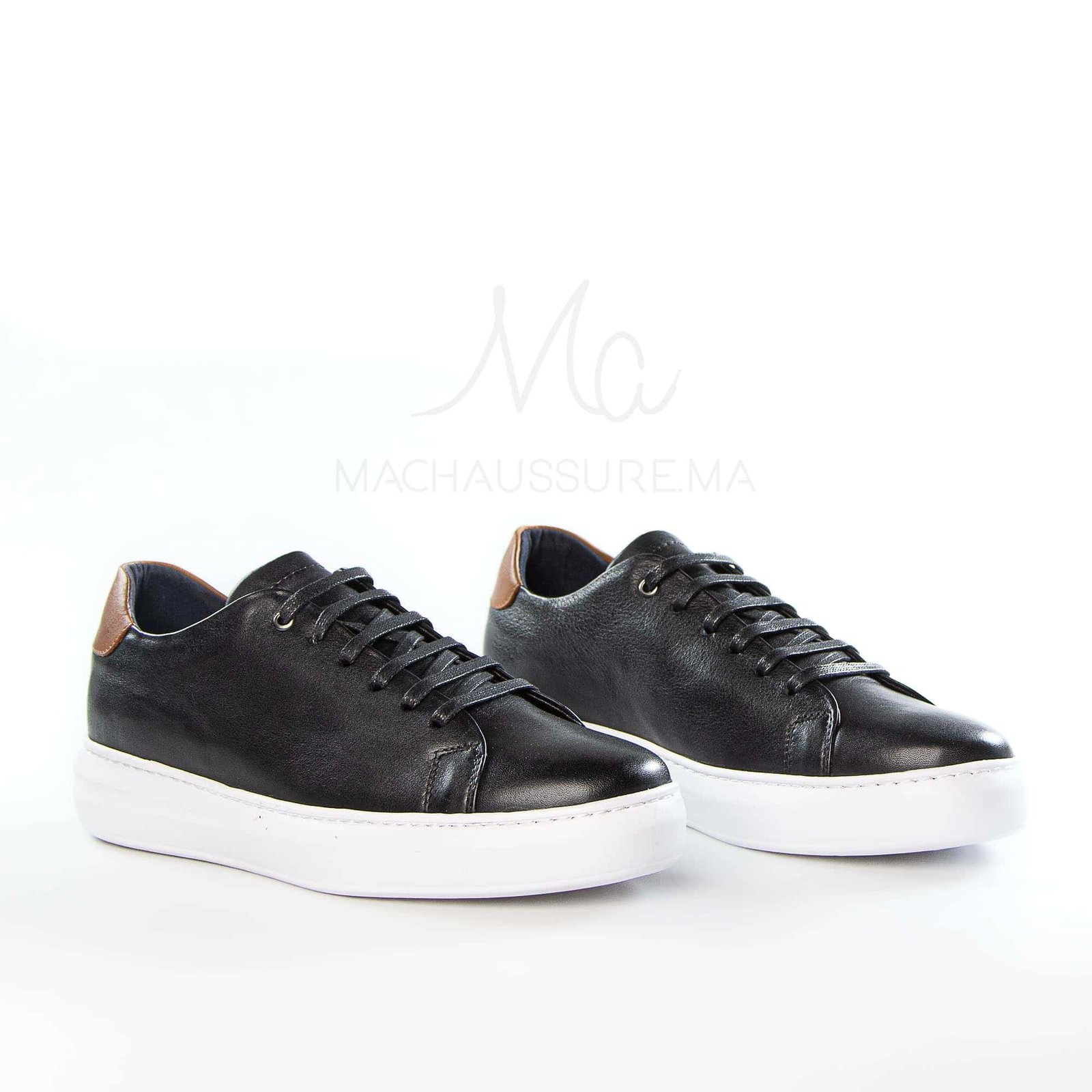 Velocity - Baskets confortables en Noir.
