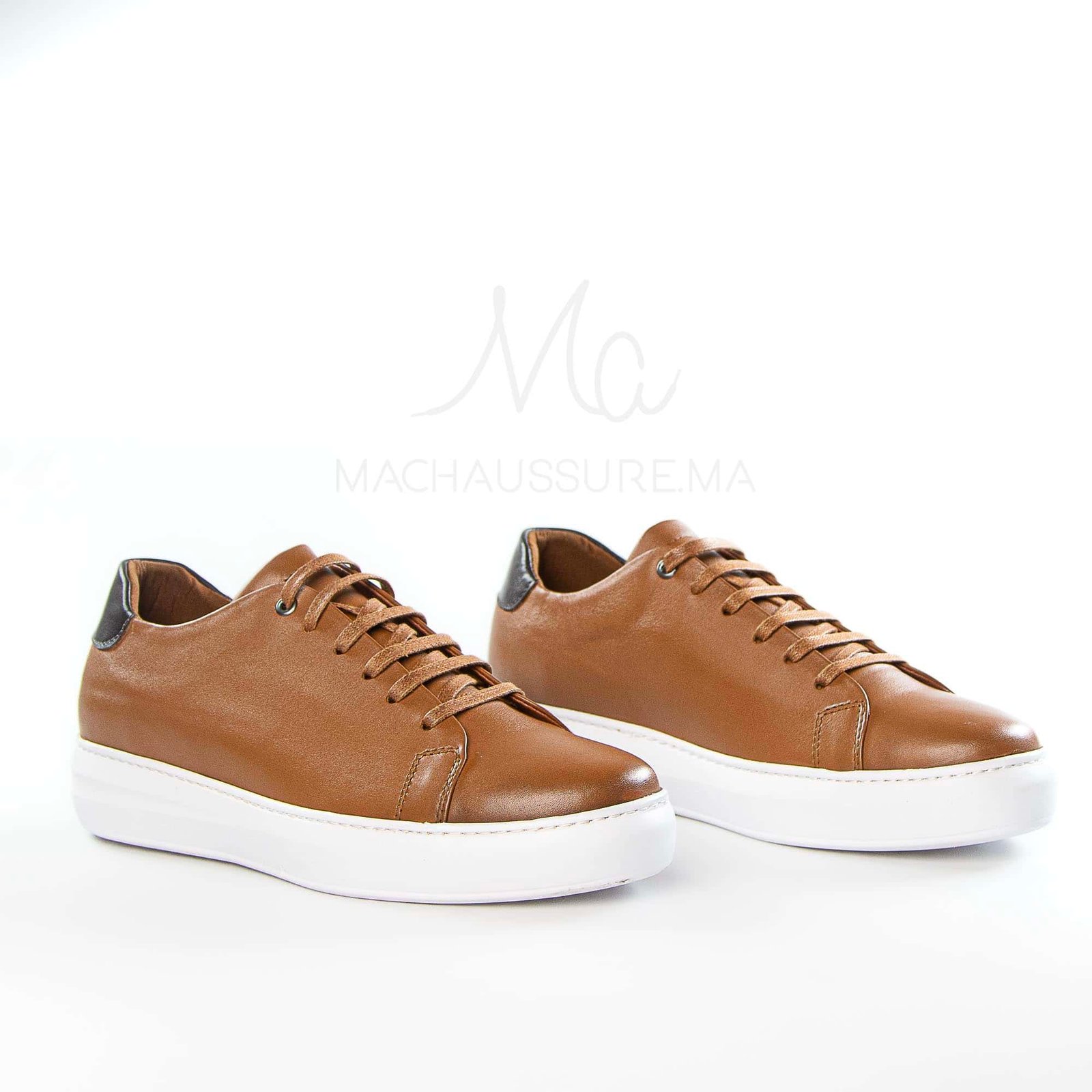 Velocity - Baskets confortables en Tabac.