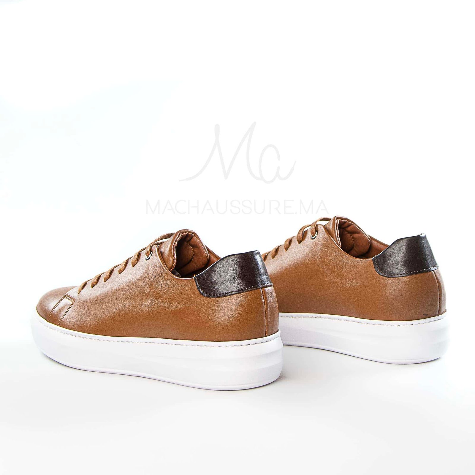 Velocity - Baskets confortables en Tabac.