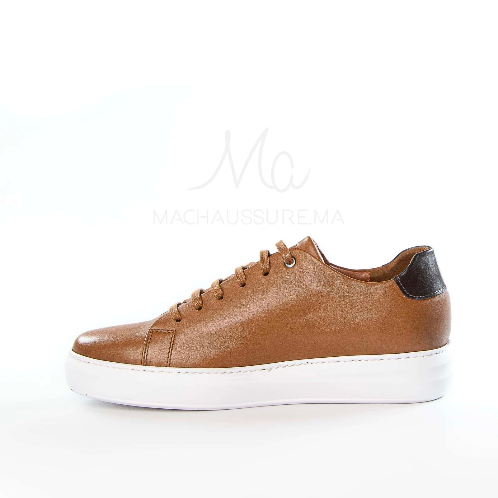 Velocity - Baskets confortables en Tabac.