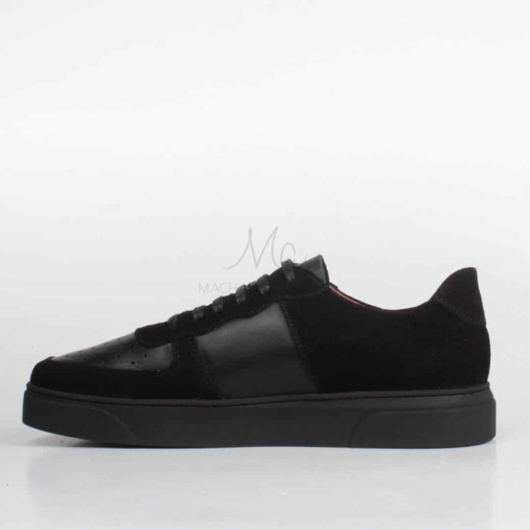AIR BALVIN - Baskets en Daim Noir.