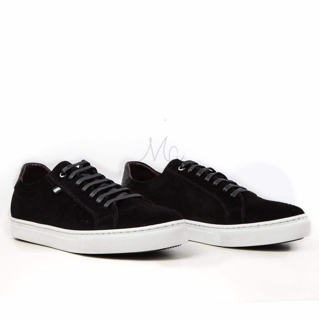 Baskets Basses en Daim - Noir.