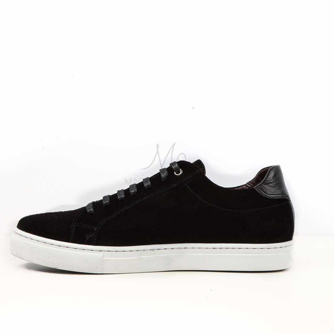 Baskets Basses en Daim - Noir.