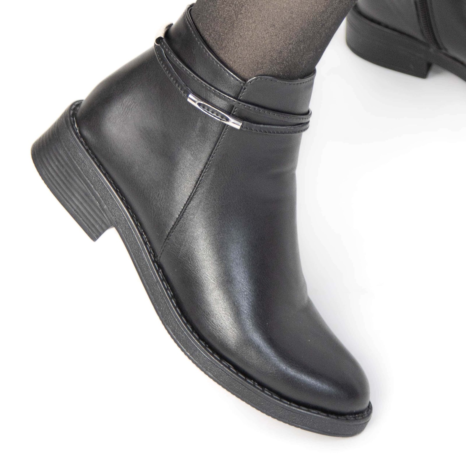 ZION – Bottines Femmes en Noir.
