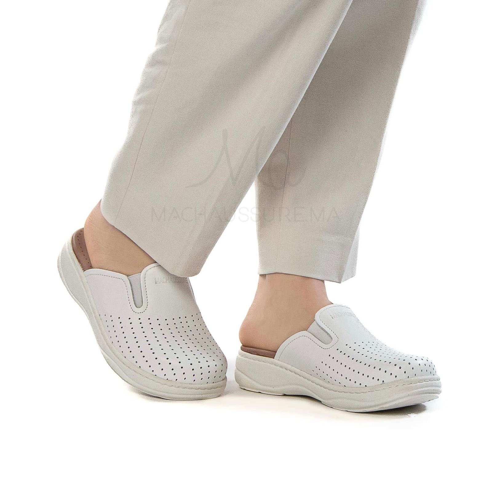 Confort+ – Sabot médical en Blanc.