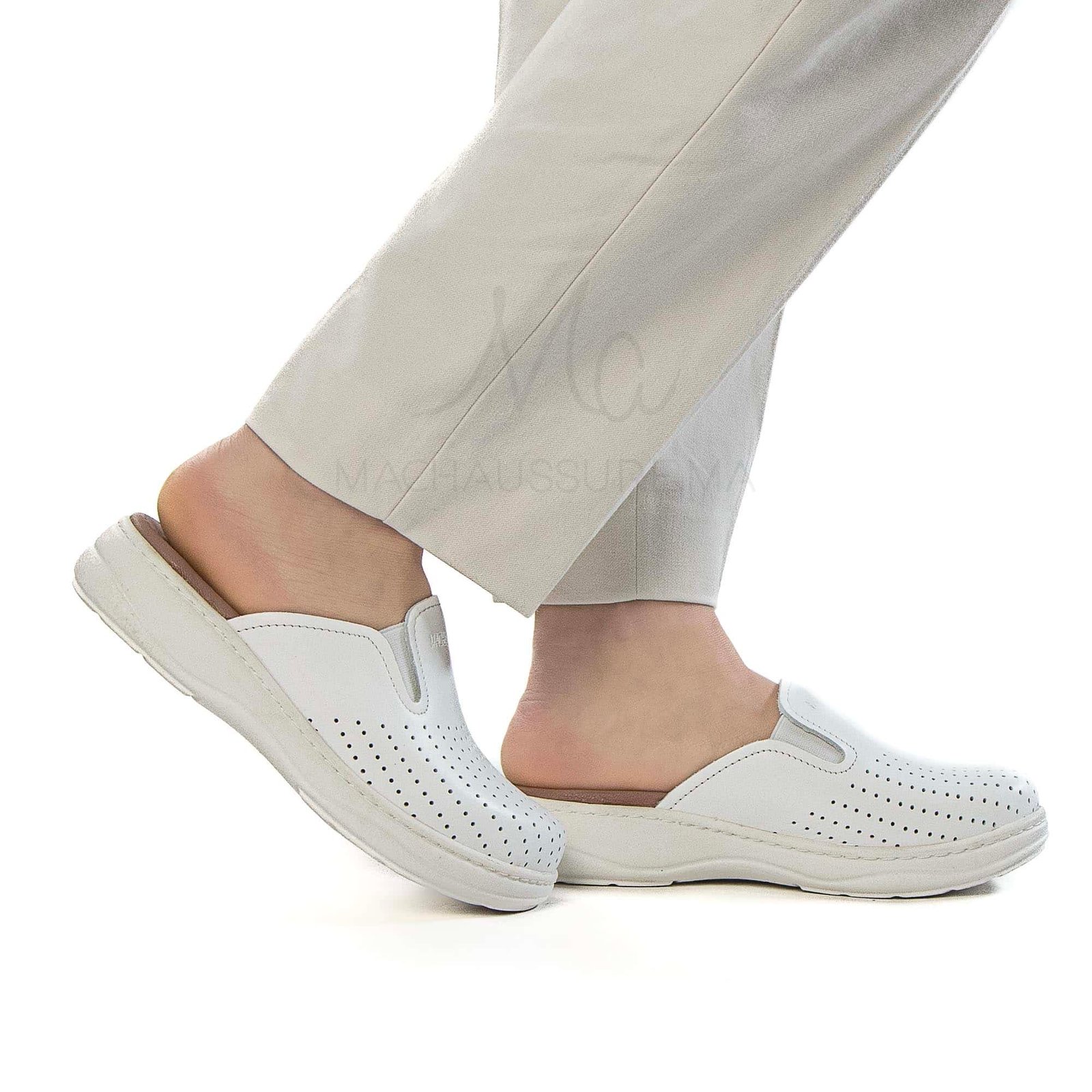 Confort+ – Sabot médical en Blanc.